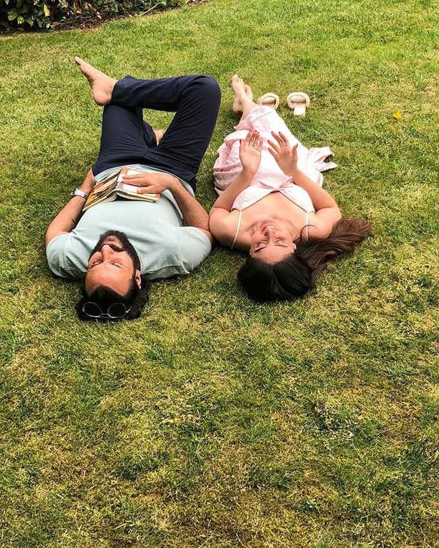 Saif Ali Khan and Kareena Kapoor lovely moment