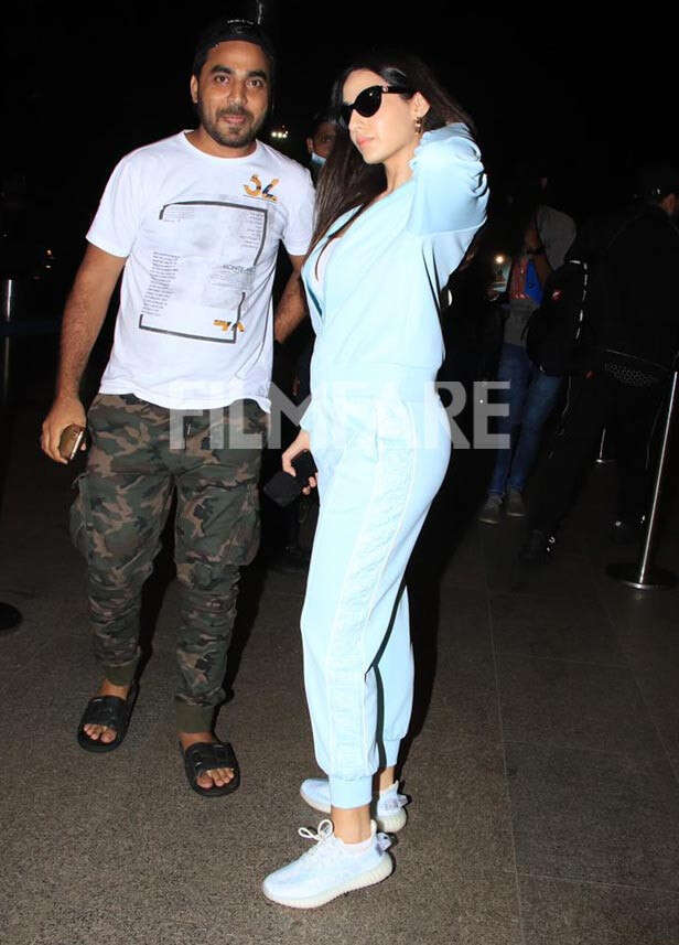 Nora FatehiNora Fatehi off-duty look at airport