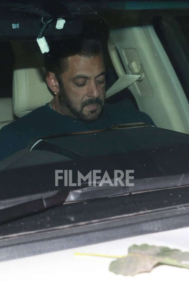Salman Khan, Janhvi Kapoor, Hrithik Roshan