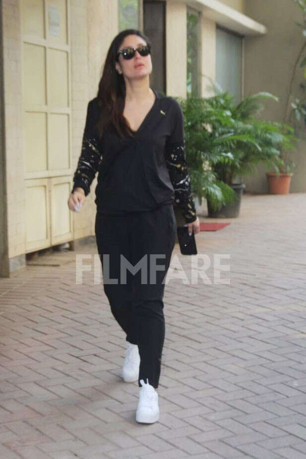 Photos: Kareena Kapoor Khan is the ultimate diva in black | Filmfare.com