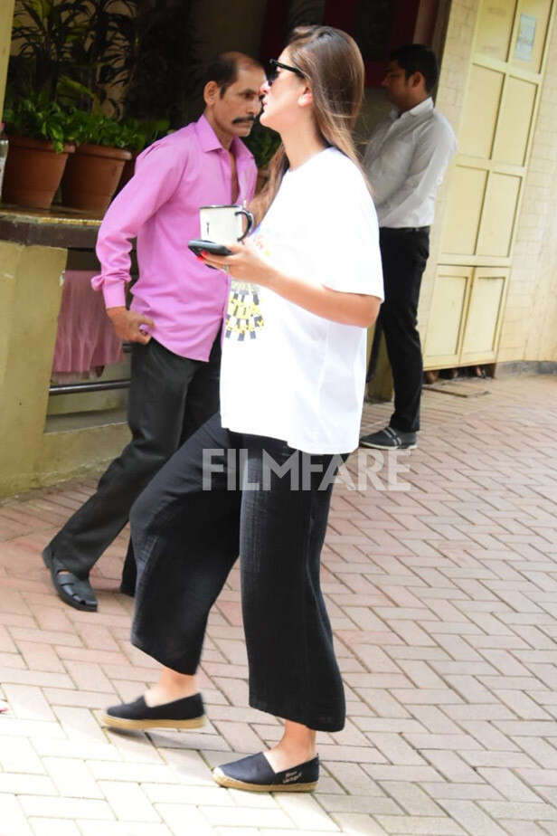 Kareena Kapoor Khan clicked in the city