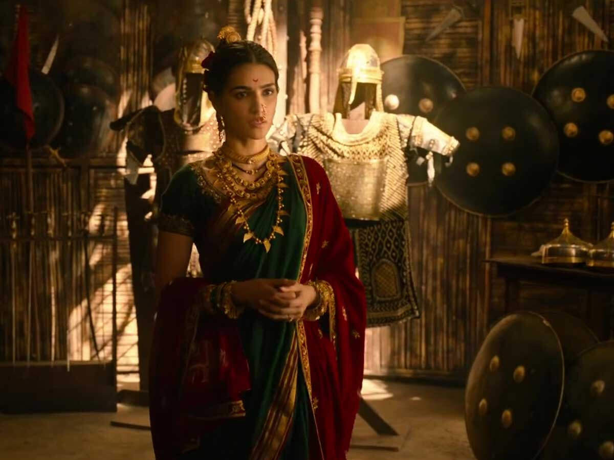 Here are our favourite fashion moments from period dramas in Bollywood ...