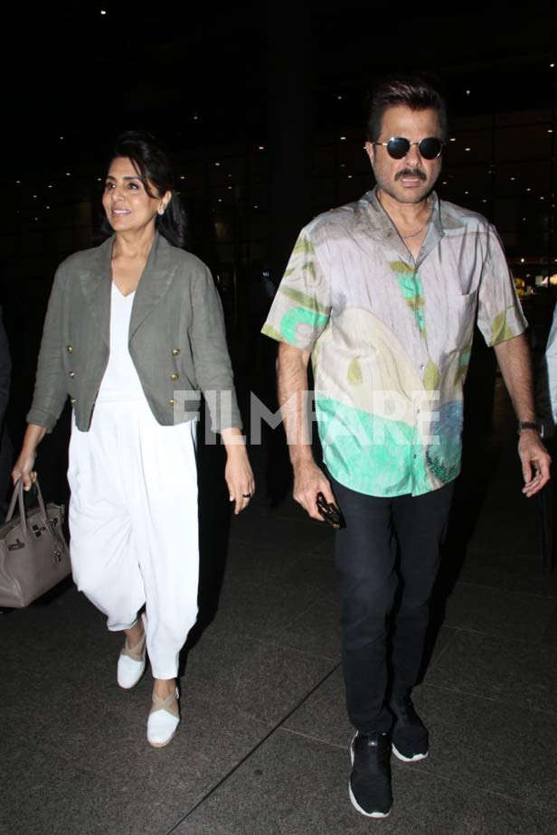 Jugjugg Jeeyo Stars Anil Kapoor Neetu Kapoor And Maniesh Paul Clicked At The Airport 