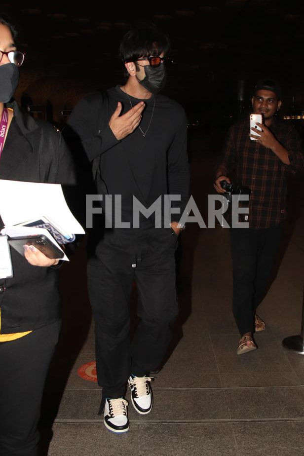 Vicky Kaushal and Ranbir Kapoor look suave as they make their way