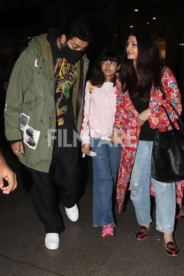 Aishwarya Rai Bachchan Returns With Abhishek Bachchan And Aaradhya From  Cannes. Watch