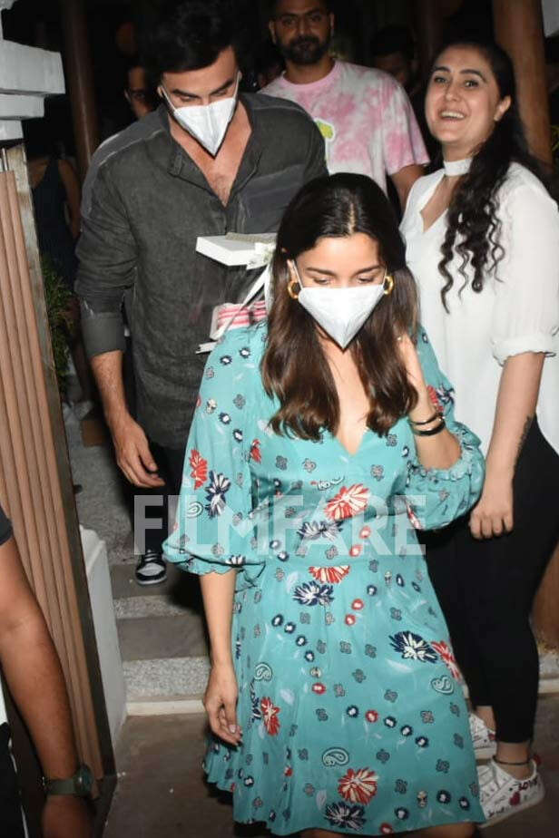 Alia Bhatt stuns in printed mini dress with Ranbir Kapoor for dinner date