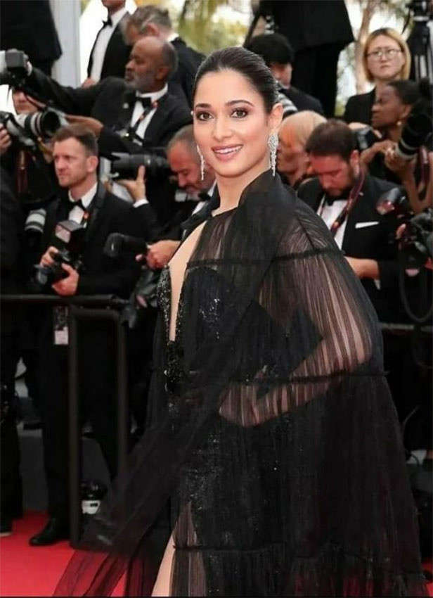 Tamannaah Bhatia looked surreal as she took over the Cannes 2022 red carpet  on Day 2hati | Filmfare.com