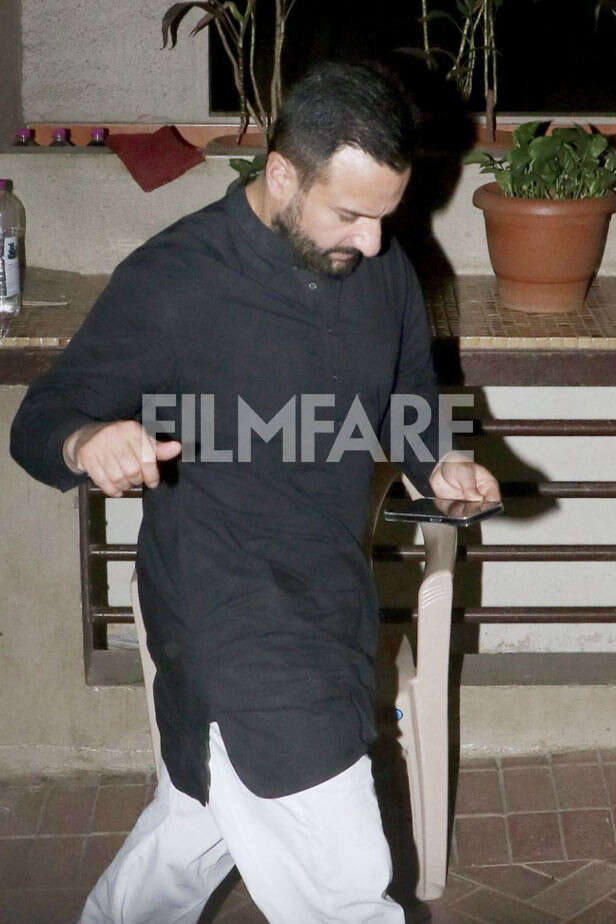 Kareena Saif Taimur Varun Dhawan
