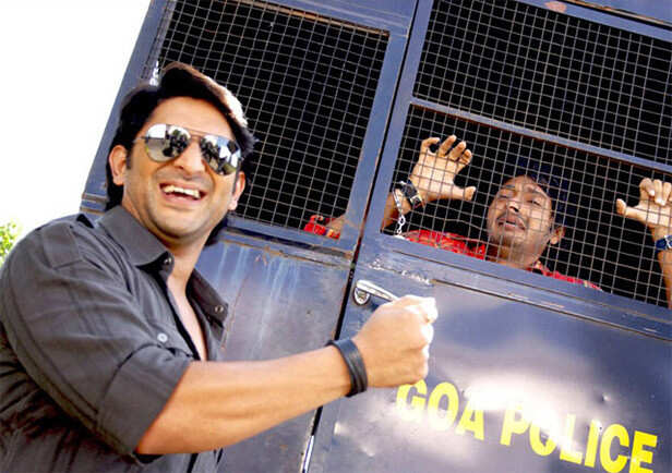 Birthday Special: 6 Roles portrayed by Arshad Warsi | Filmfare.com