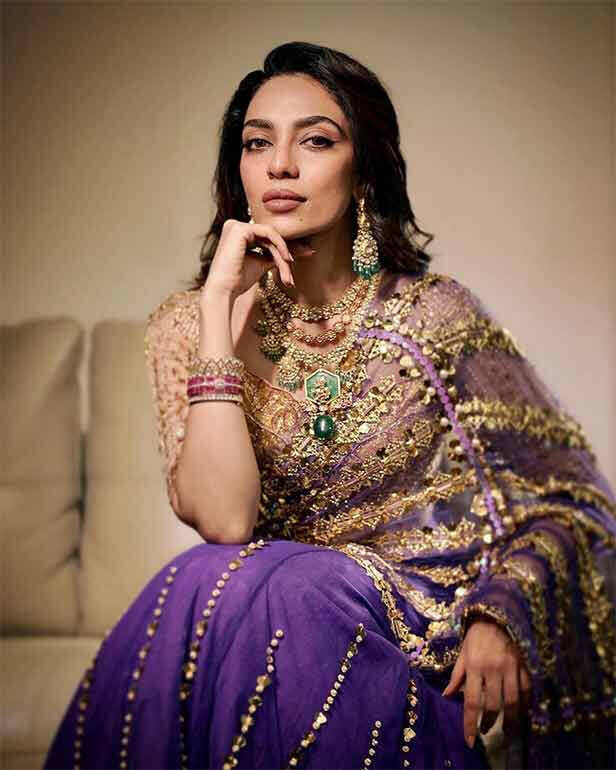 Sobhita Dhulipala Looks Stunning In Purple Saree As She Decks Up For ...