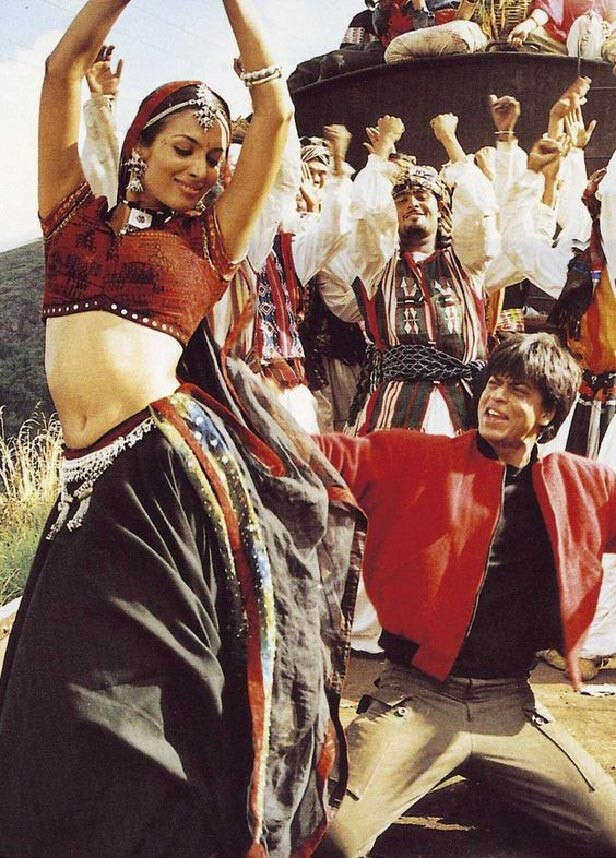 25 Years Of Dil Se18 Stills Remembering The Iconic Shah Rukh Khan And Manisha Koirala