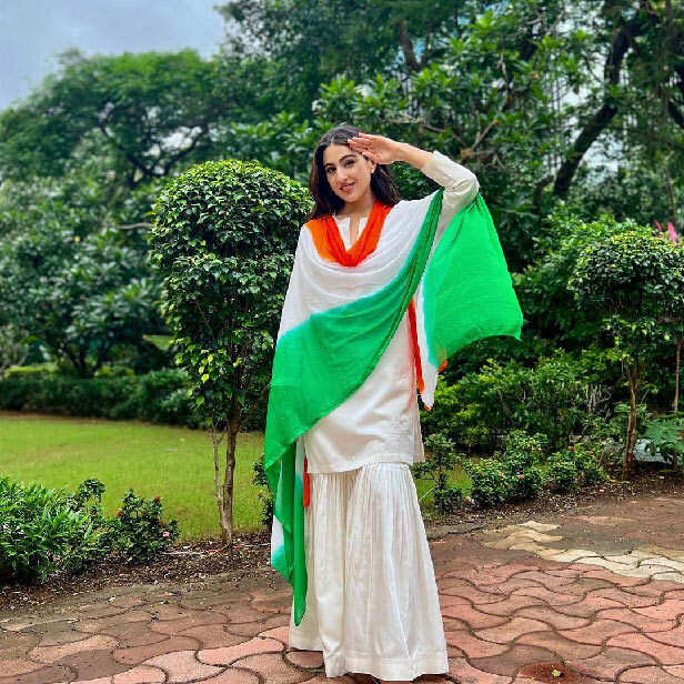 share chat independence day