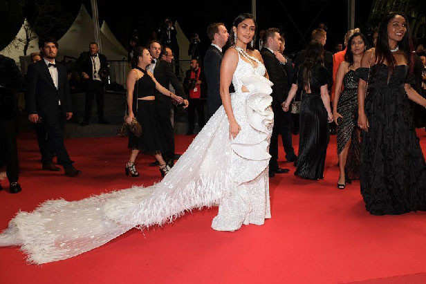 Mrunal Thakur Birthday Cannes