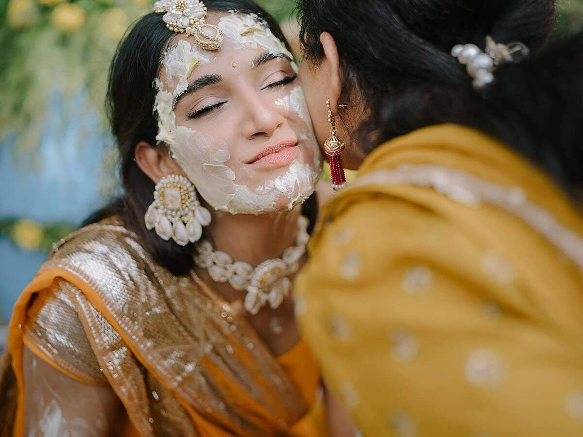 Mukti Mohan looks ravishing as a bride