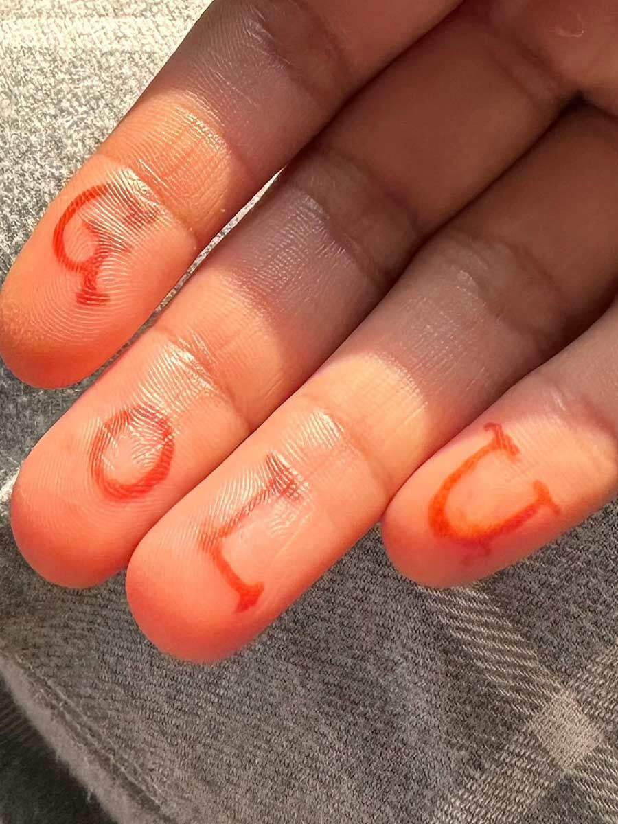 Neeti Mohan, Shakti Mohan drop new pictures from sister Mukti Mohan's