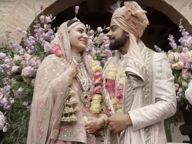 Anushka Sharma, Virat Kohli