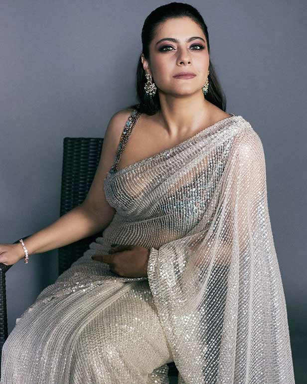 Kajol Looks Stunning In A Gorgeous Sequin Saree At Sidharth Malhotra
