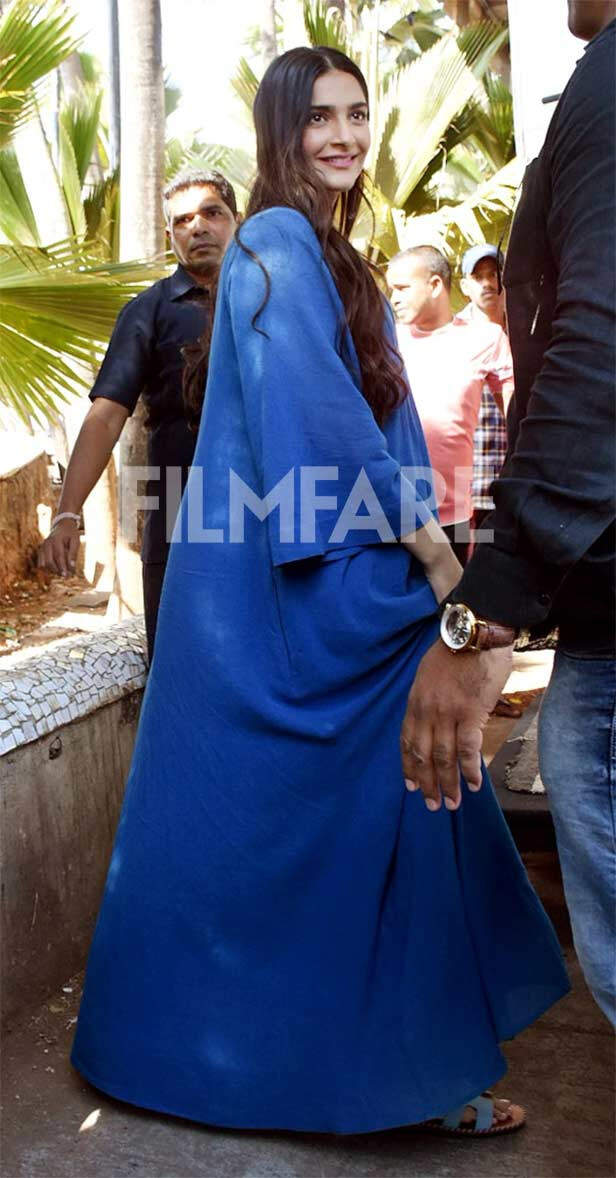 Sonam Kapoor Ahuja Looks Gorgeous In Blue As She Gets Clicked Out And ...