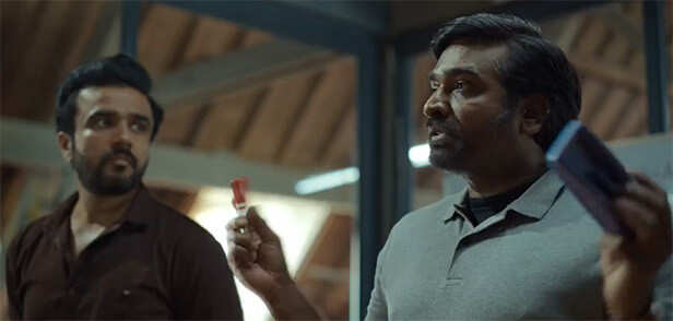 Farzi trailer: 10 shots of Shahid Kapoor and Vijay Sethupathi bringing ...