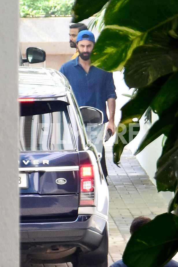 Ranbir Kapoor and Alia Bhatt sport casual attires as they step out together