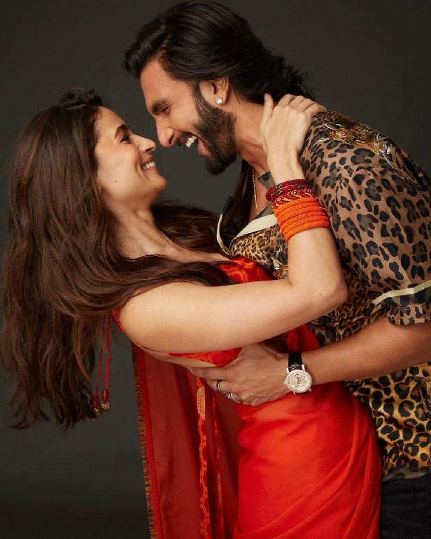 Internet isn't happy with Rocky Aur Rani's 1st look test starring Alia,  Ranveer