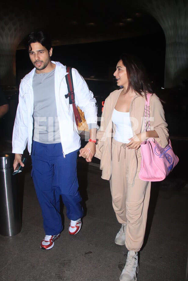 Kiara Advani and Sidharth Malhotra jet off for Kiara's birthday