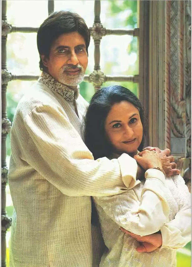 10 throwback pics of Amitabh Bachchan and Jaya Bachchan serving couple goals | Filmfare.com