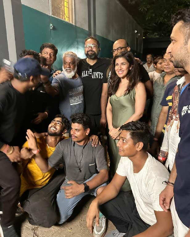 Nimrat Kaur And Amitabh Bachchan Wrap Filming For Section 84: "No Words ...