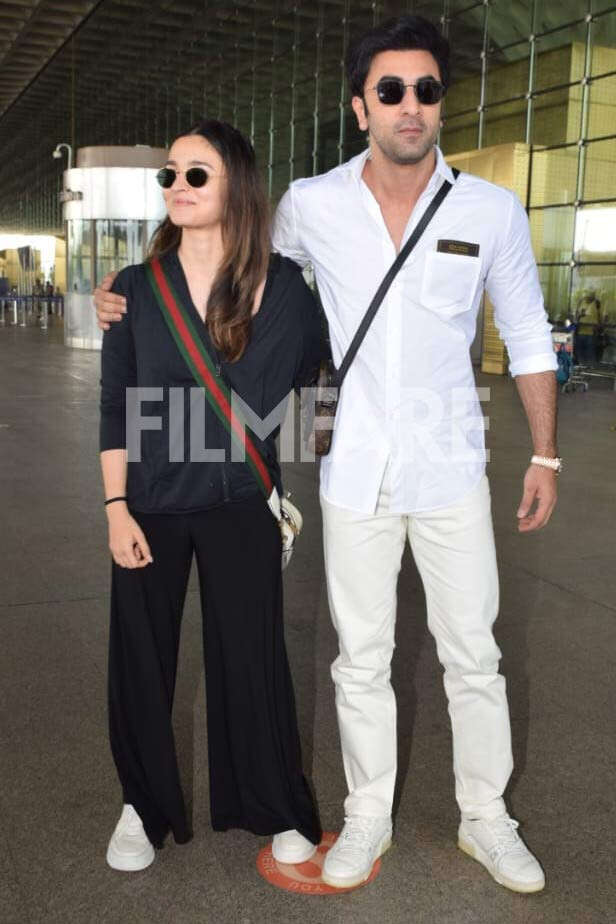 Ranbir Kapoor gets clicked in a casual look at the airport. Pics