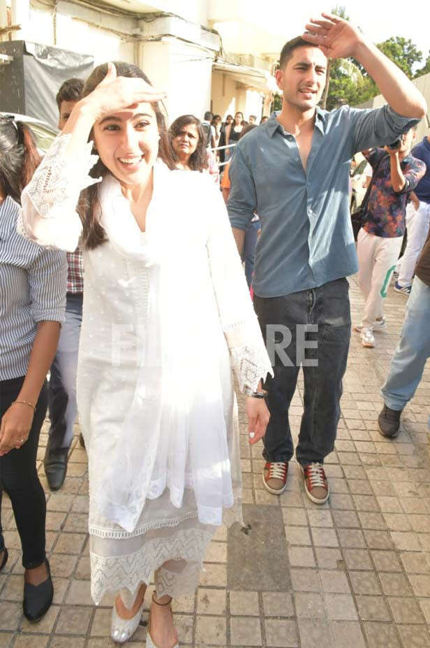 Sara Ali Khan and Ibrahim Ali Khan get clicked at the Zara Hatke Zara ...