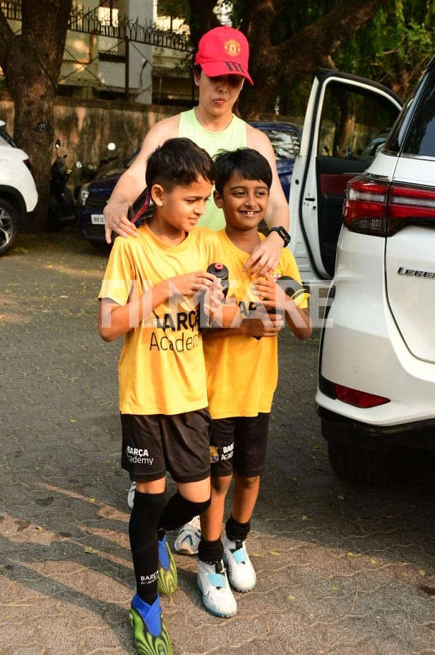 Kareena Kapoor Taimur Ali Khan Genelia Deshmukh with kids