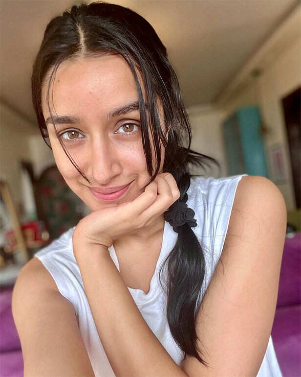 Shraddha Kapoor no makeup