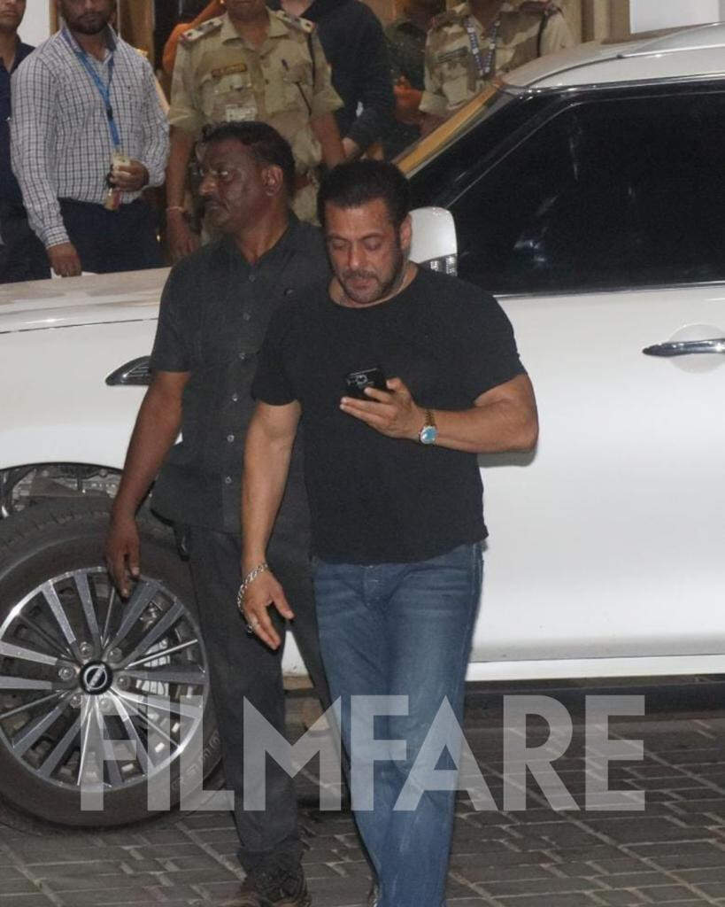 Salman Khan photographed at Kalina Airport in Mumbai | Filmfare.com