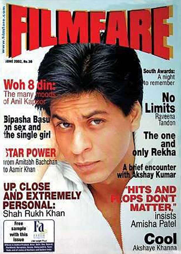 Juin 2002 : Shah Rukh Khan apparaît sur la couverture de Filmfare et dans l'interview, de manière proche et personnelle.