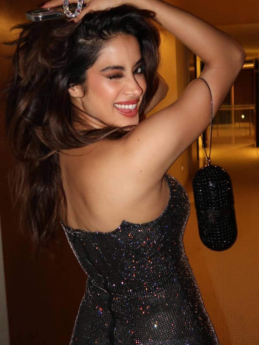 Janhvi Kapoor goes for a red hot look for Good Luck Jerry promotions |  Filmfare.com
