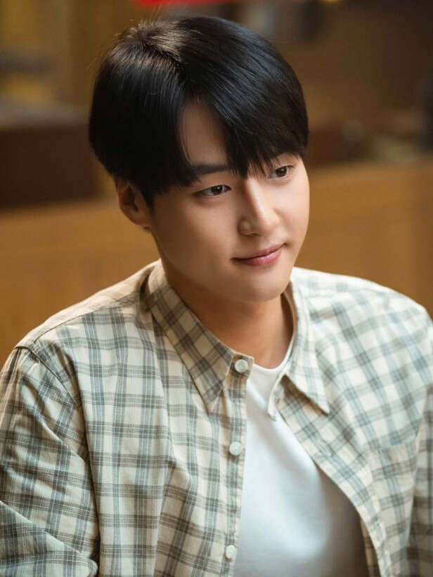 In pics: A peek into Bae Suzy and Yang Se-jong's K-drama, Doona ...