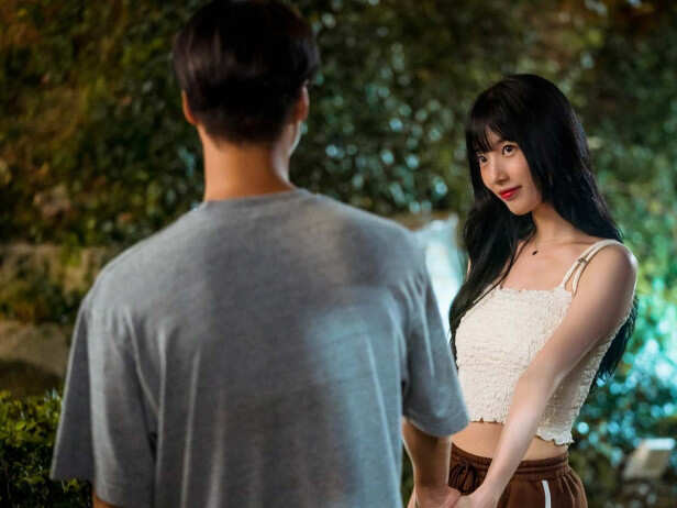 Doona Bae Suzy Yang Se-jong