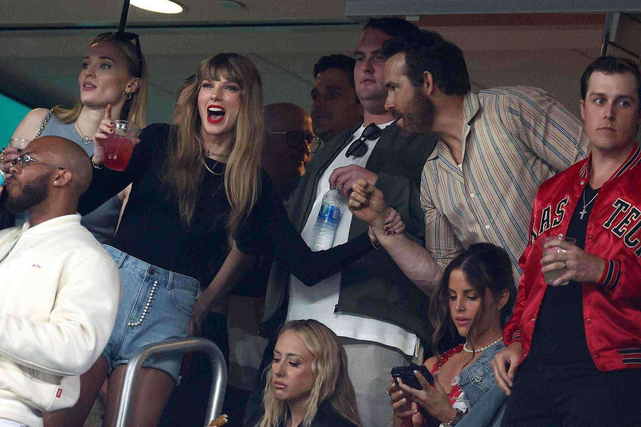 Taylor Swift attends a NFL game with Sophie Turner, Ryan Reynolds, Blake  Lively and more. Pics: | Filmfare.com