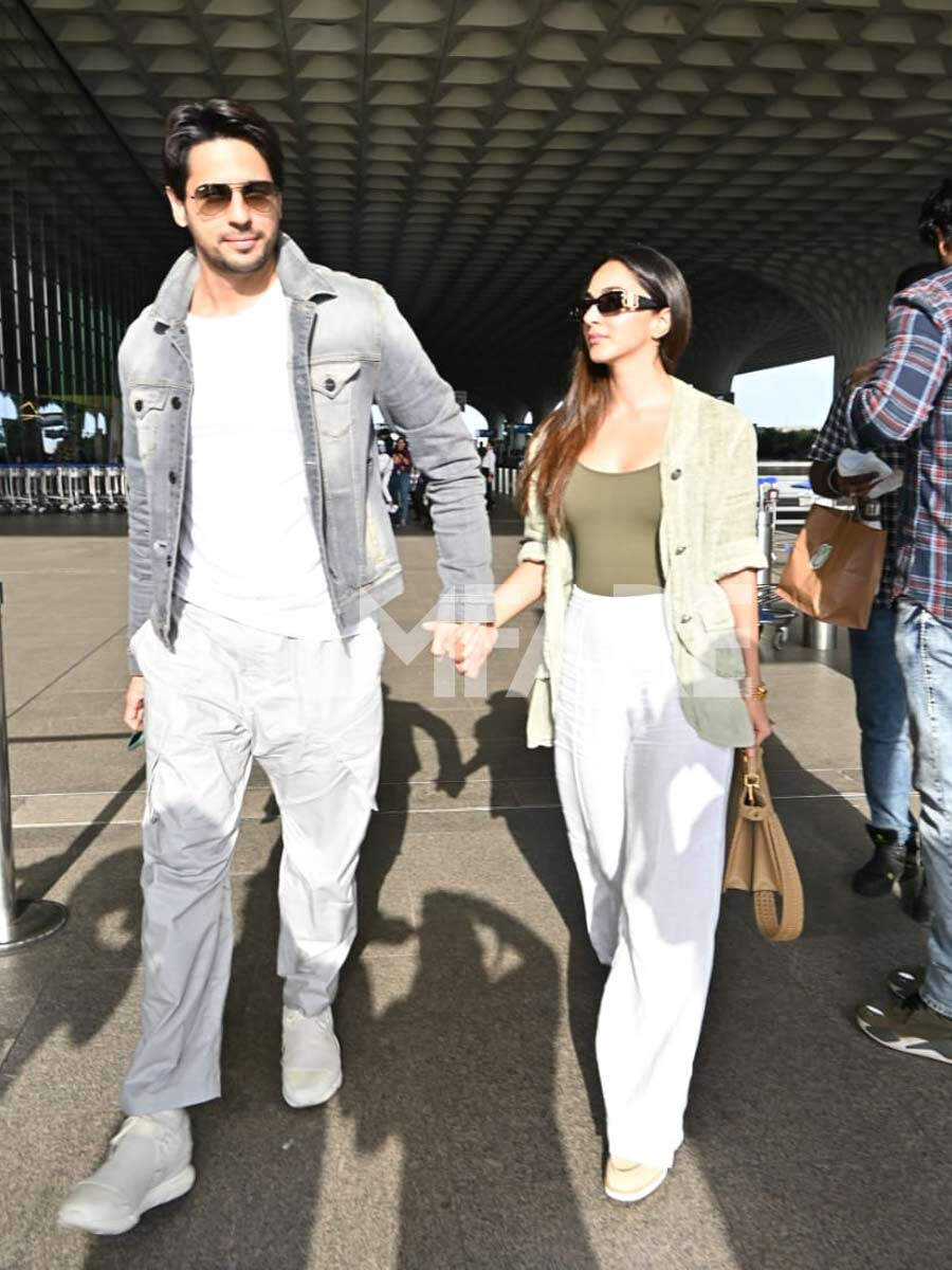 Sidharth Malhotra And Kiara Advani Walk Hand-in-hand As They Get ...