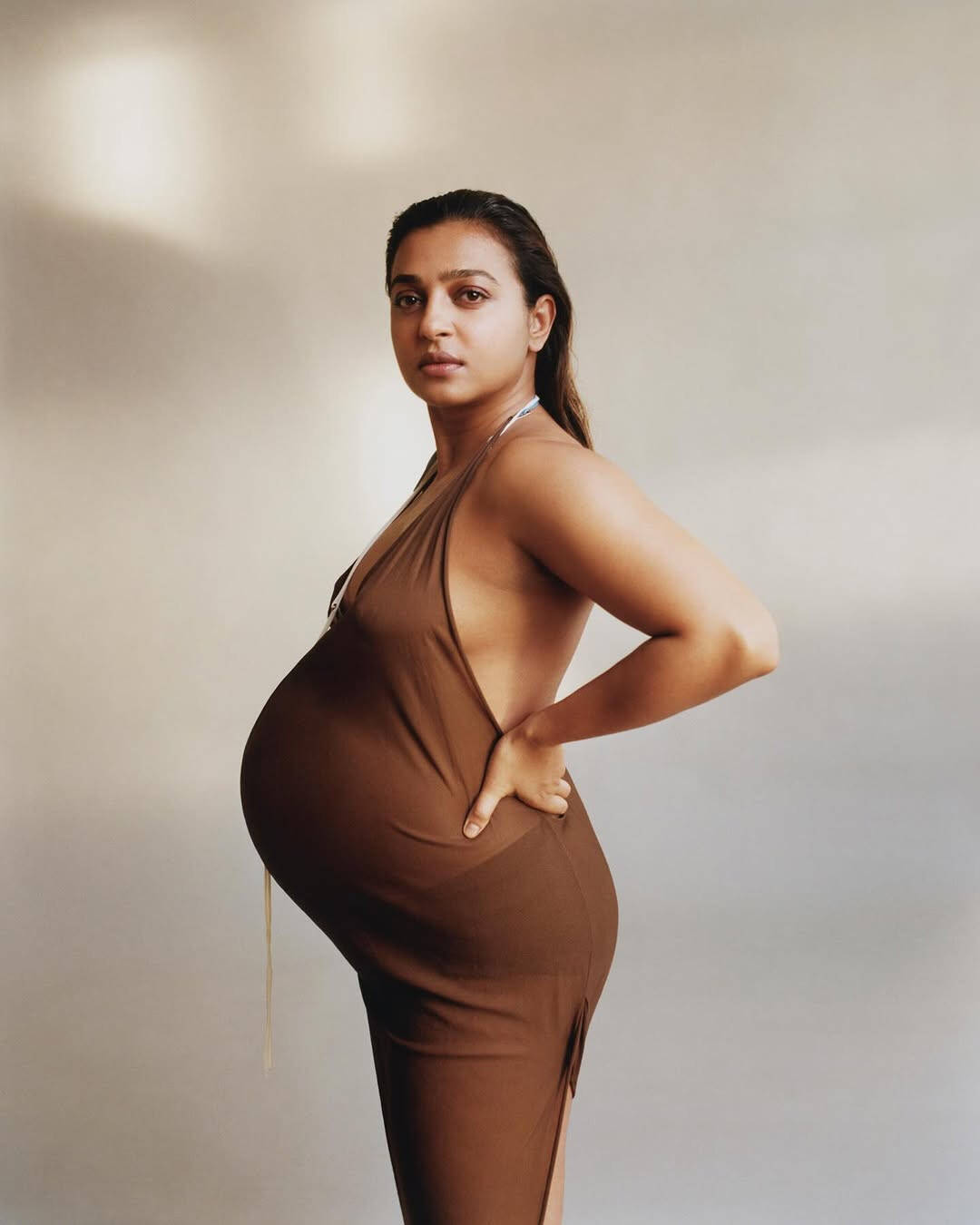 Pics: Radhika Apte Bares Her Baby Bump in Stunning Maternity Shoot |  Filmfare.com