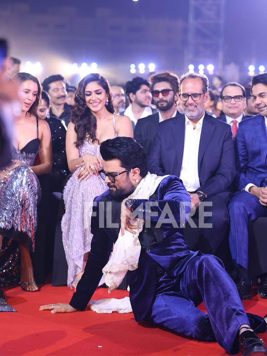 50 Inside pics from the 69th Hyundai Filmfare Awards 2024 with Gujarat