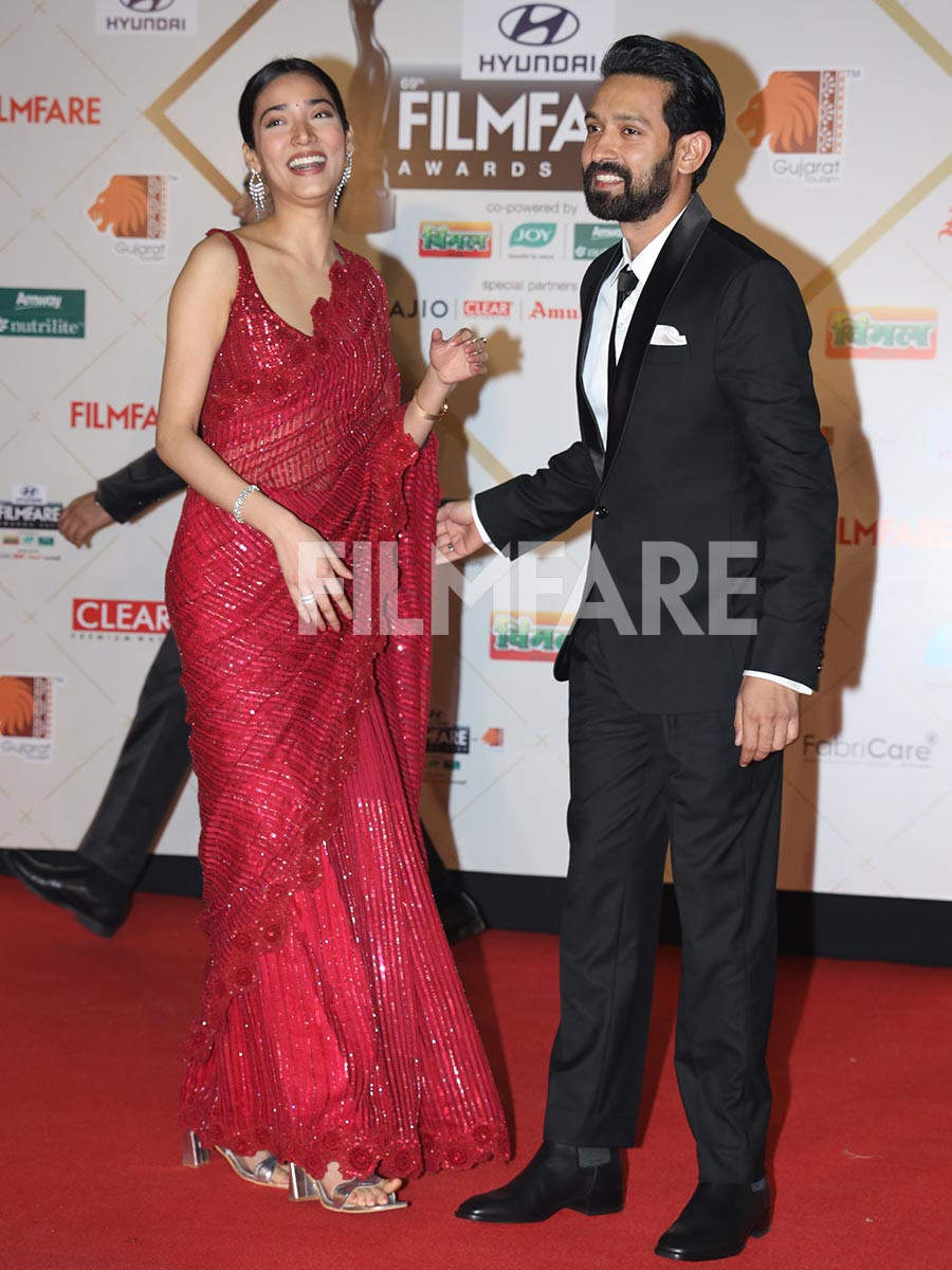 69th Hyundai Filmfare Awards 2024 with Gujarat Tourism Vikrant Massey