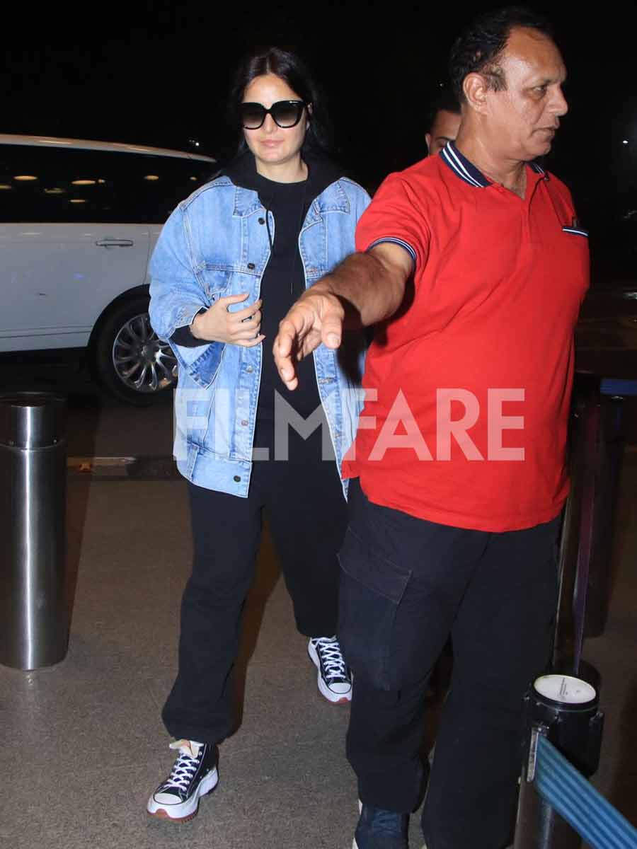 Photos: Katrina Kaif makes heads turn with a trendy airport look ...