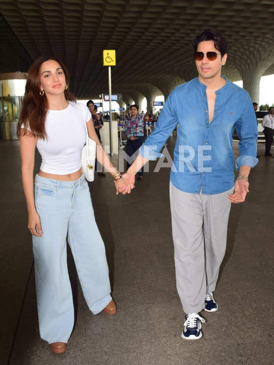 Power couple Sidharth Malhotra and Kiara Advani were snapped at the ...