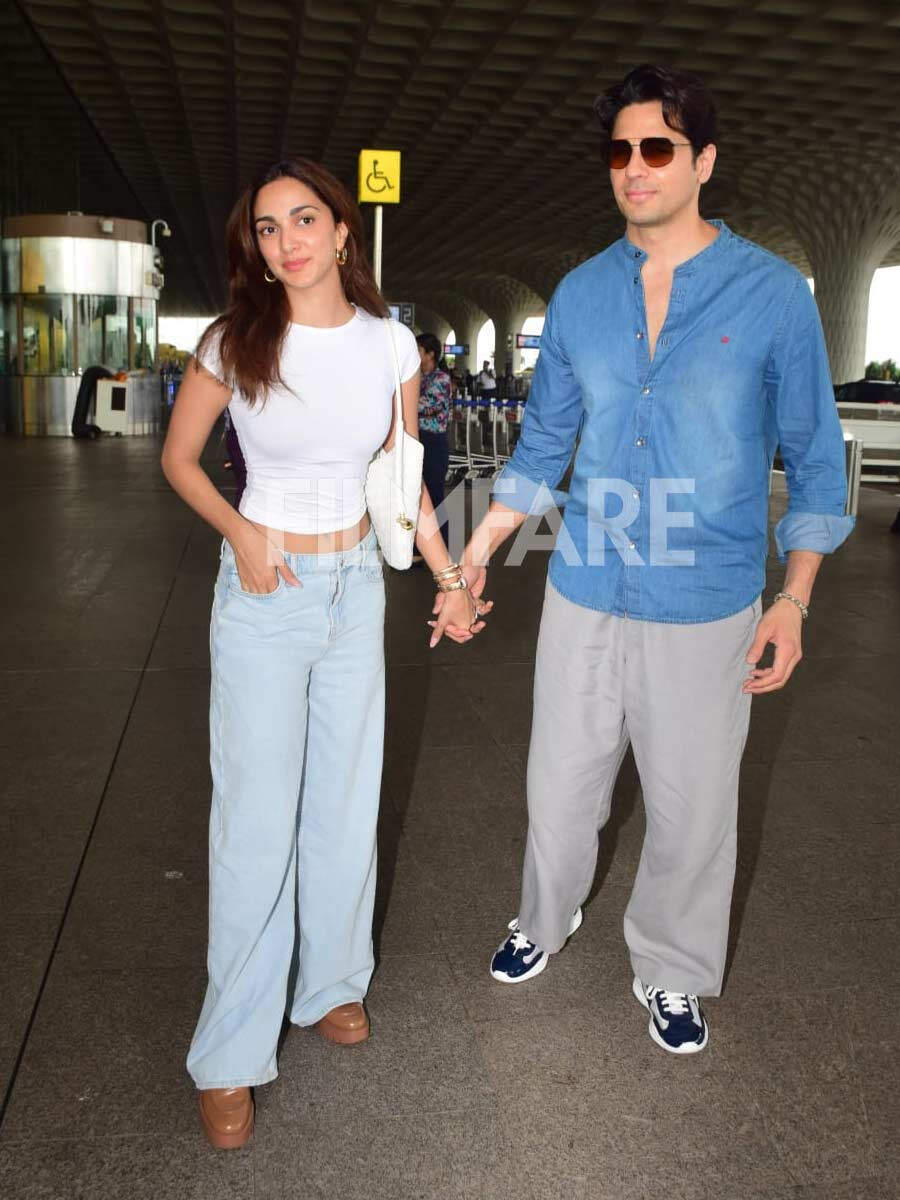 Power couple Sidharth Malhotra and Kiara Advani were snapped at the ...