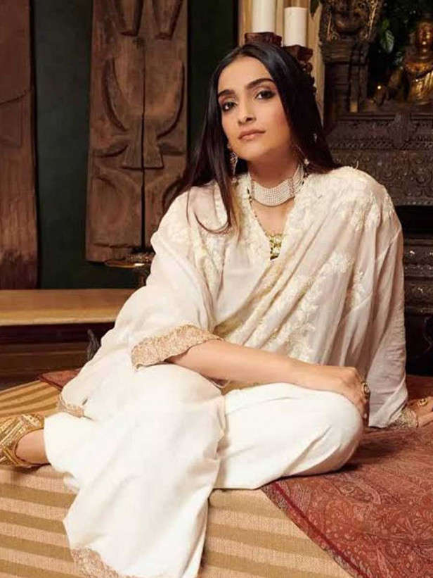 Alia Bhatt, Shahid Kapoor,  Holi 2024