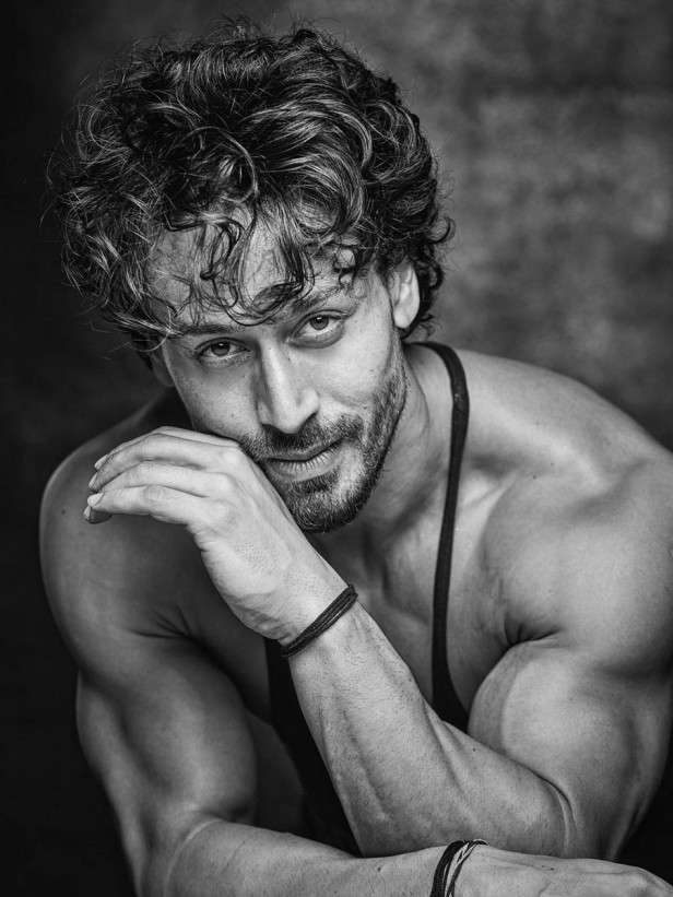 Birthday Special: 10 Times Tiger Shroff's bare-chested pictures took ...