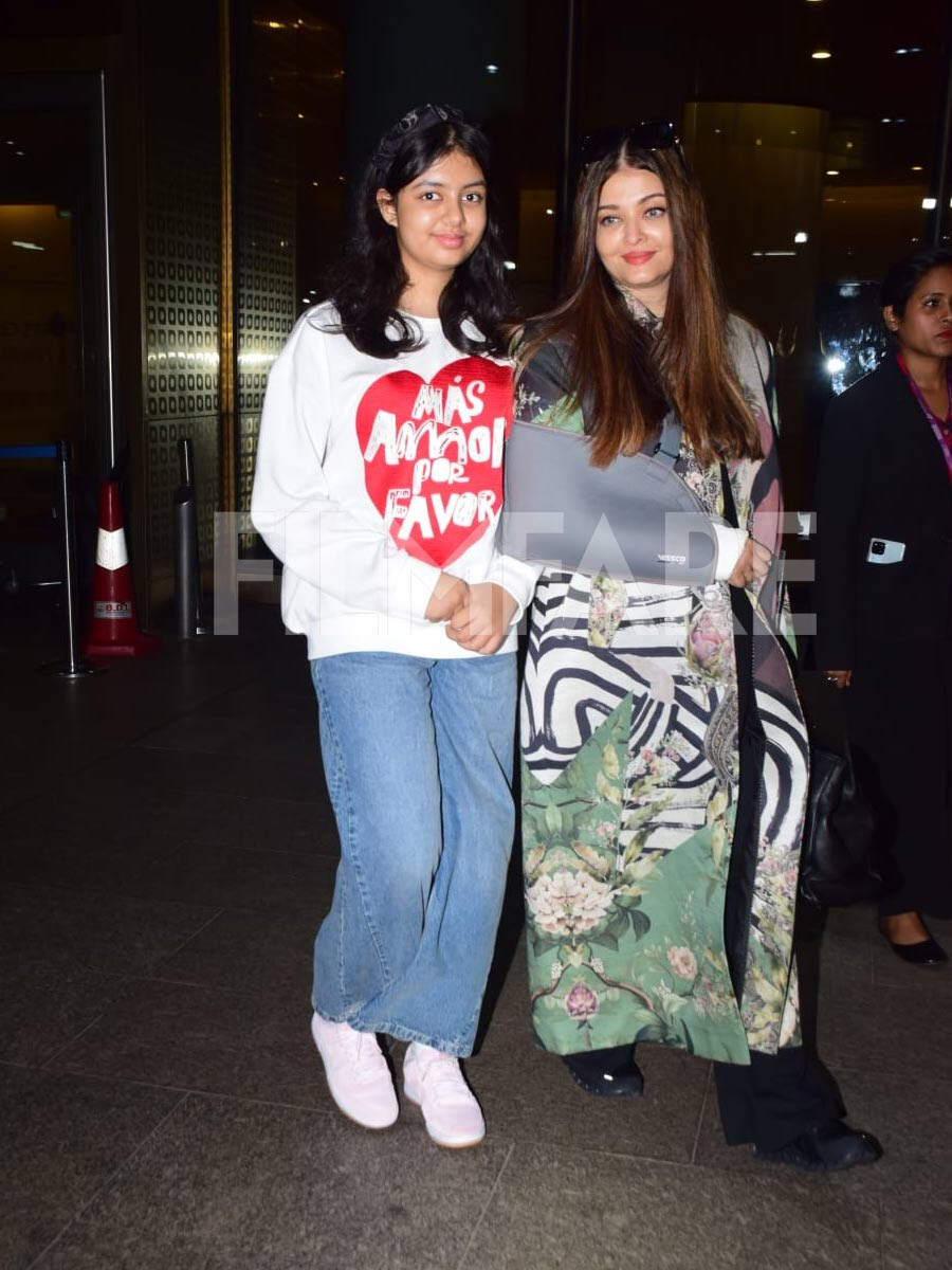 Aaradhya Bachchan, Aishwarya Rai Bachchan