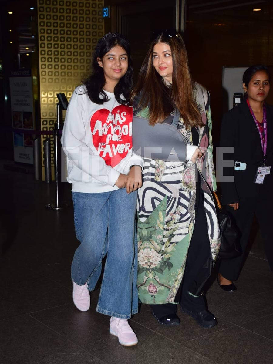 Aaradhya Bachchan, Aishwarya Rai Bachchan