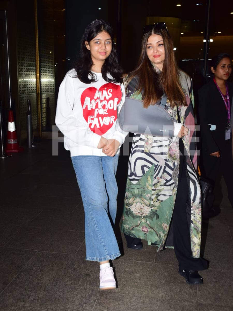 Aaradhya Bachchan, Aishwarya Rai Bachchan